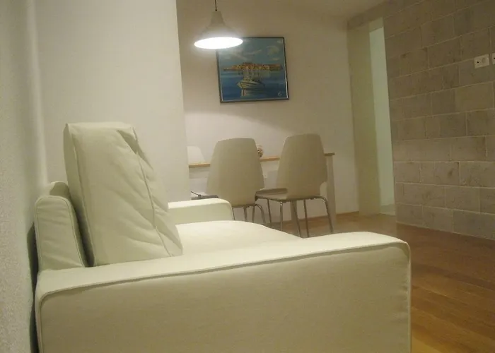 Apartament Paola *
